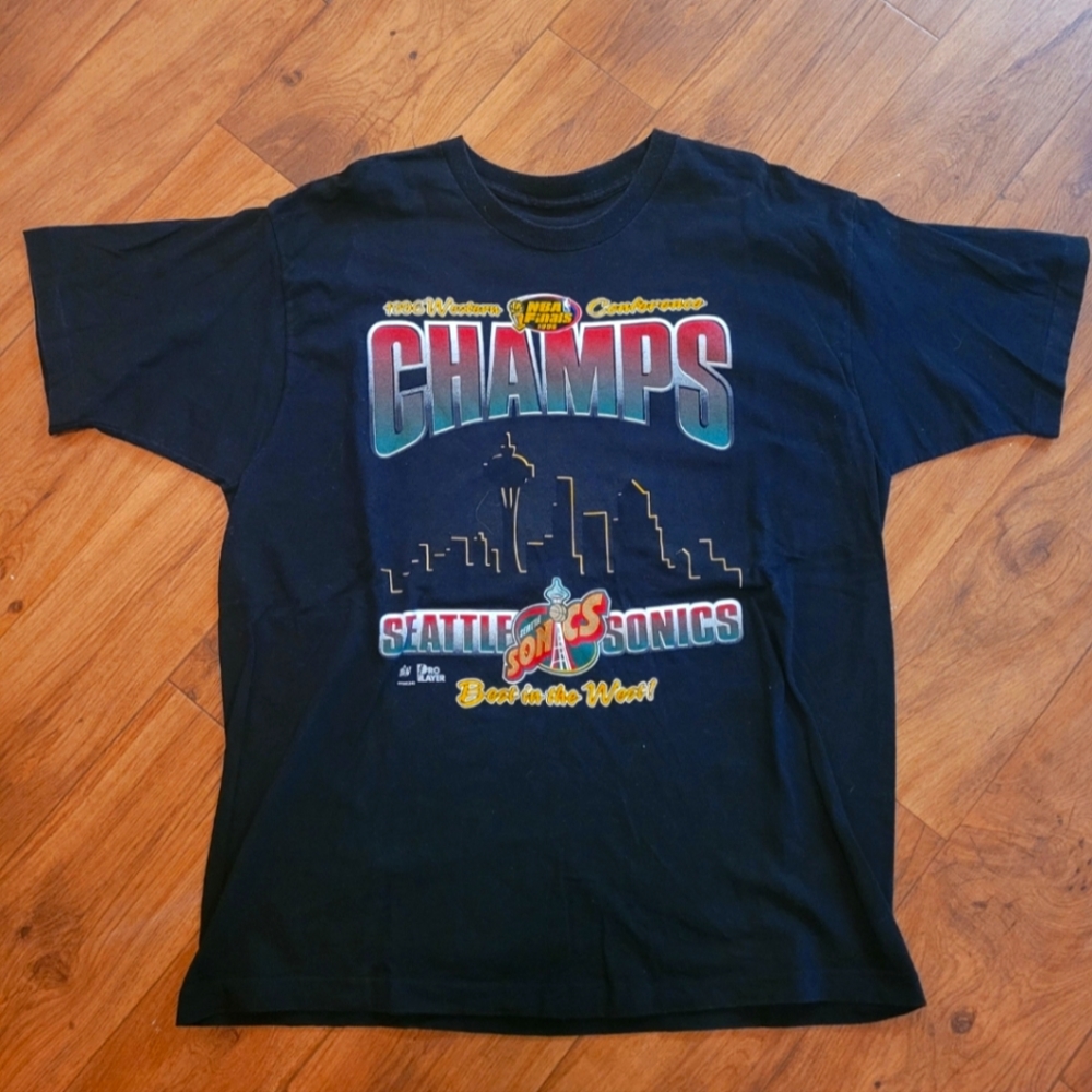 Vintage 96 Western Conference Champion / NBA Finals Seattle Super Sonics T-Shirt